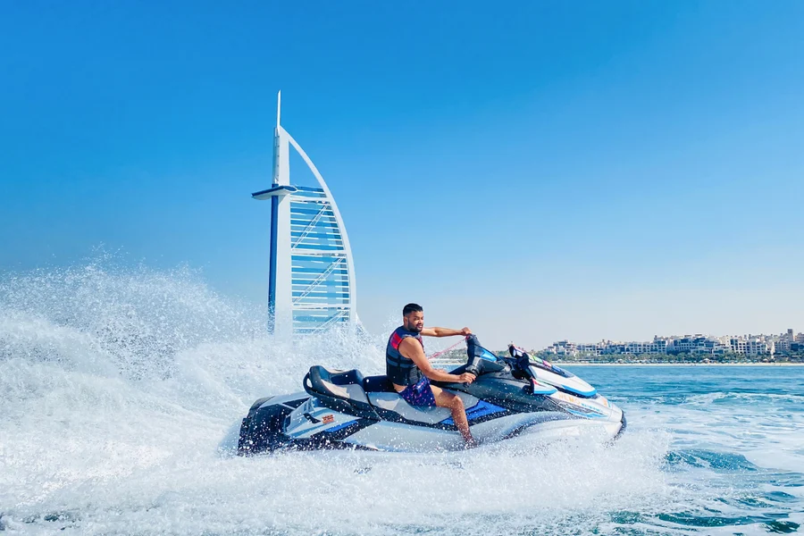 Jet Ski Guided Tour with Photostop at Burj Al Arab, Dubai