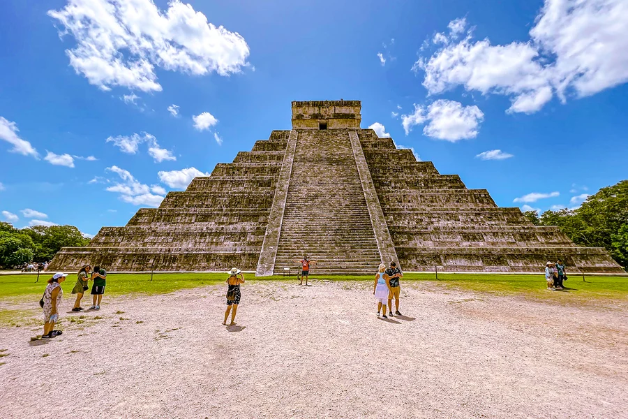 Hotel Pickup from Tulum: Chichén Itzá, Cenote, and Valladolid Tour, Cancun