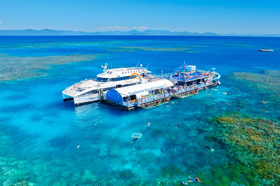 Cairns to Fitzroy Island and Moore Reef Full-Day Cruise with Buffet Lunch by Sunlover, Cairns
