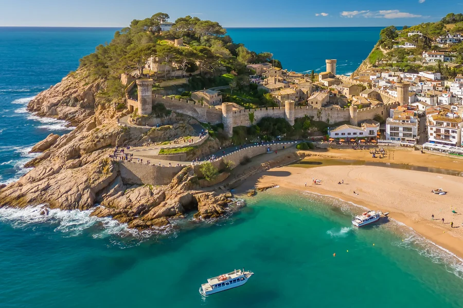 From Barcelona: Costa Brava Day Trip with Boat Ride, Barcelona