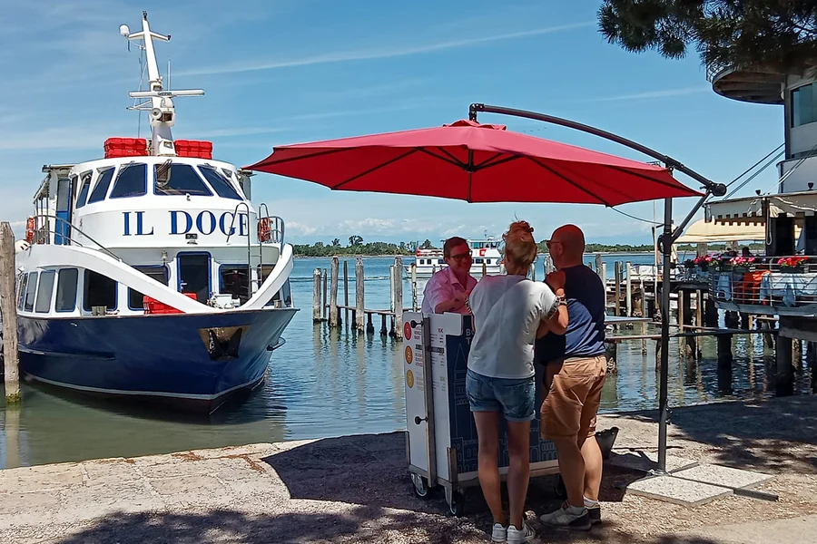 Venice, Murano and Burano Guided Tour from Punta Sabbioni, Jesolo