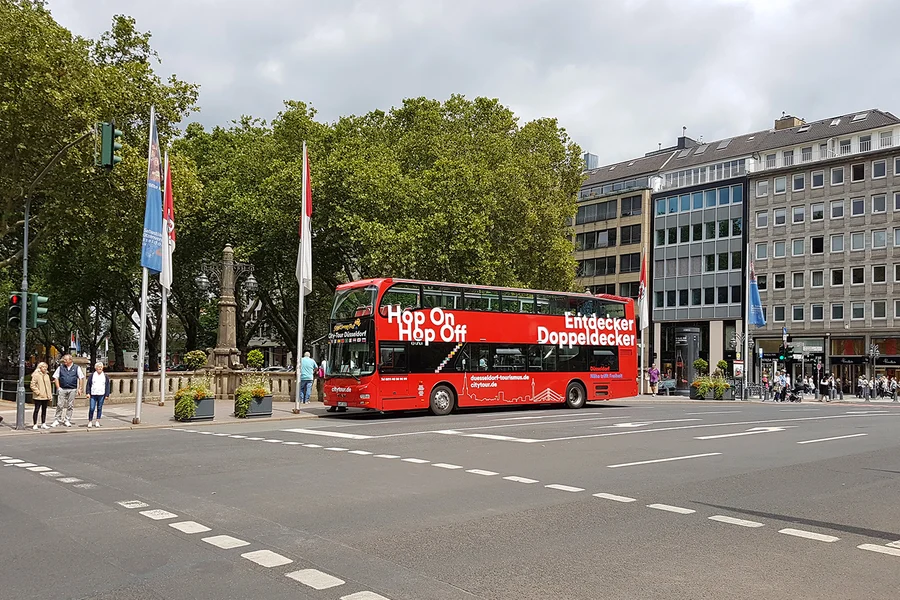 CityTour: Dusseldorf Hop-on Hop-off Bus Tour, Dusseldorf