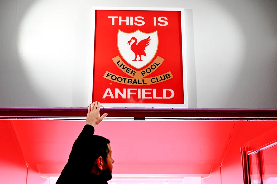 Liverpool: The Anfield Experience Tour with Food and Drinks, Liverpool