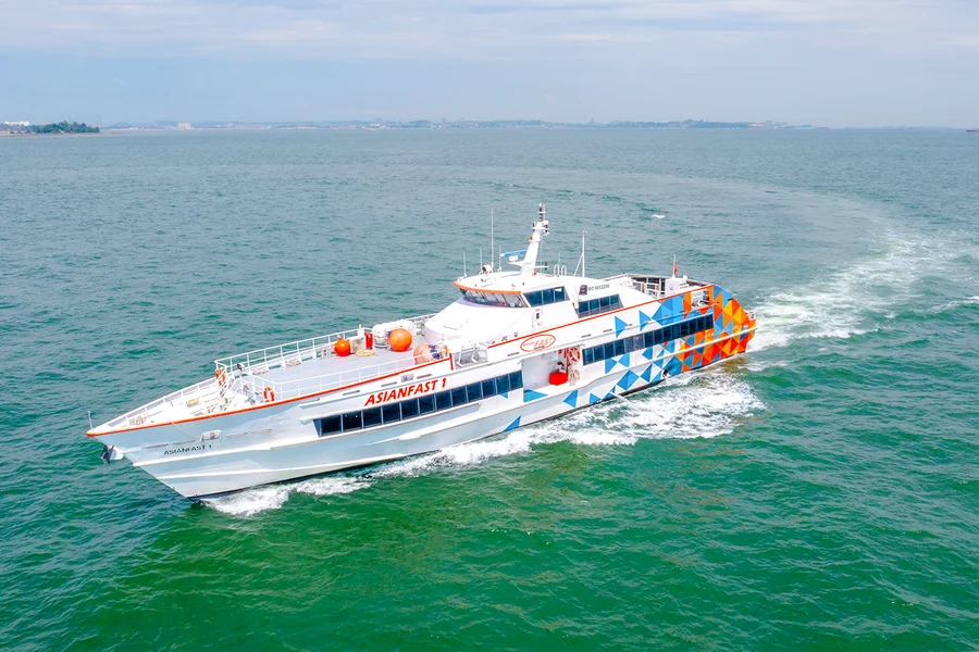 Ferry from Harbourfront (Singapore) to Batam Centre (Batam), Singapore
