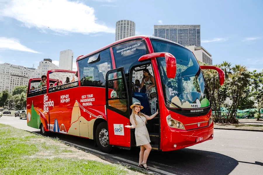 Rio Samba Bus: Rio de Janeiro Hop-on Hop-off Bus Tour, Rio de Janeiro