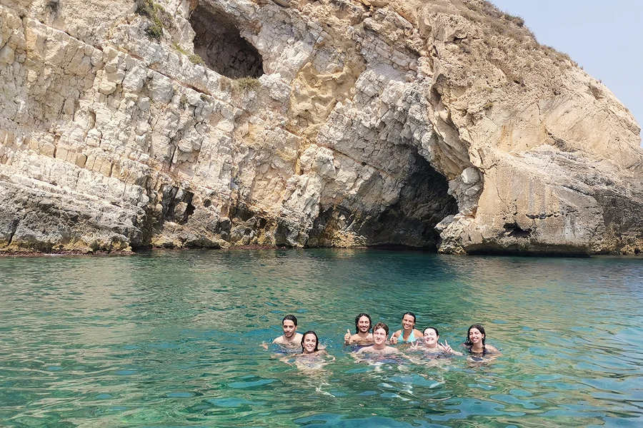 Sightseeing Cruise to Ortigia Island & Sea Caves, Siracusa
