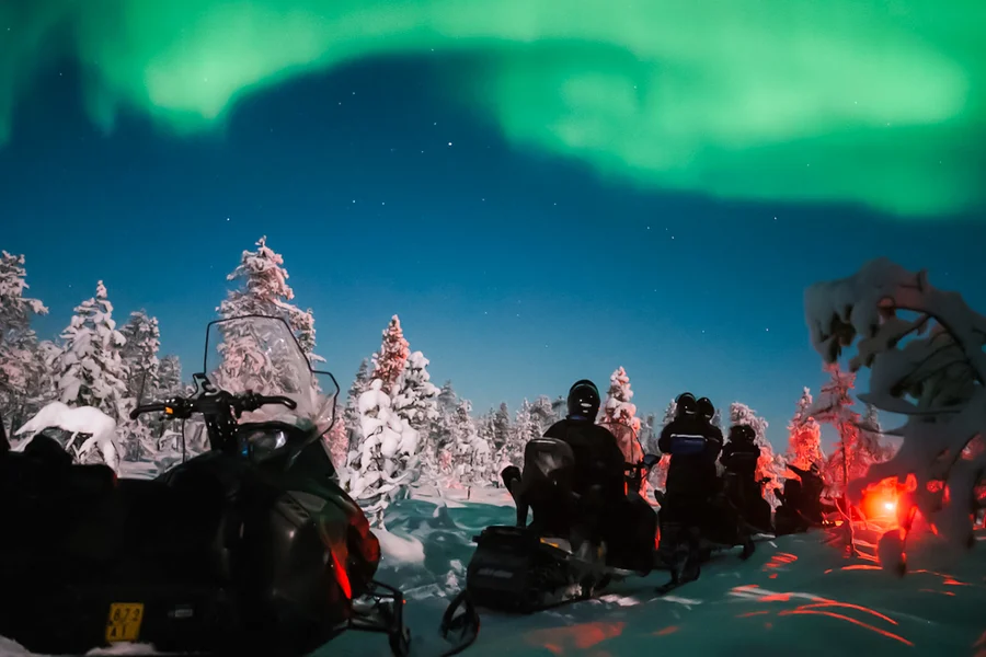 Levi: Northern Lights Snowmobile Tour
, Rovaniemi