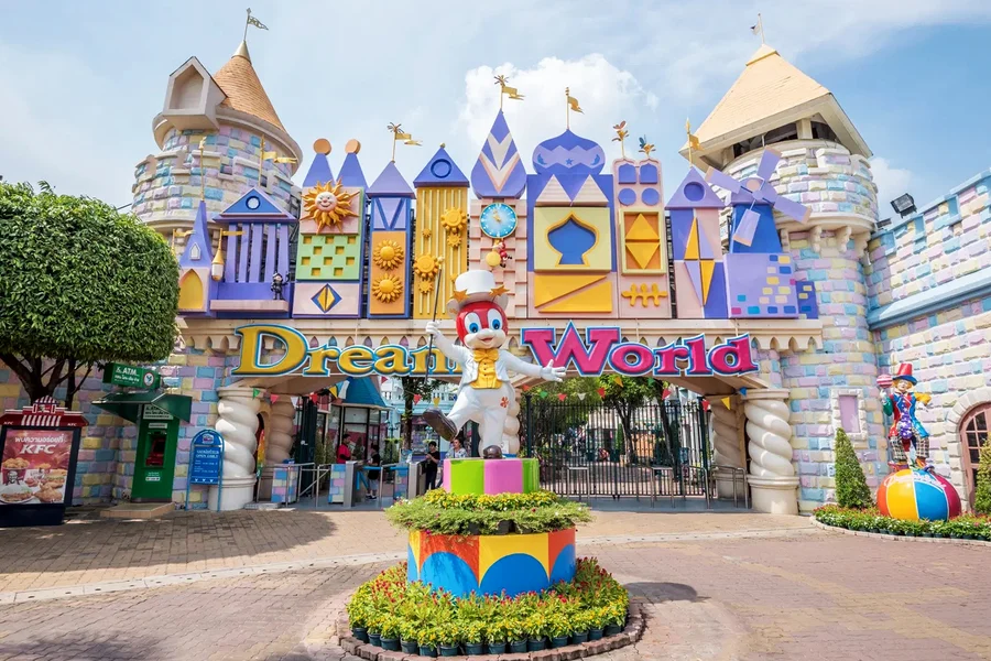 Dream World Super Visa with Unlimted Rides, Snow Town Visit, Buffet Lunch & Hotel Transfers, Bangkok