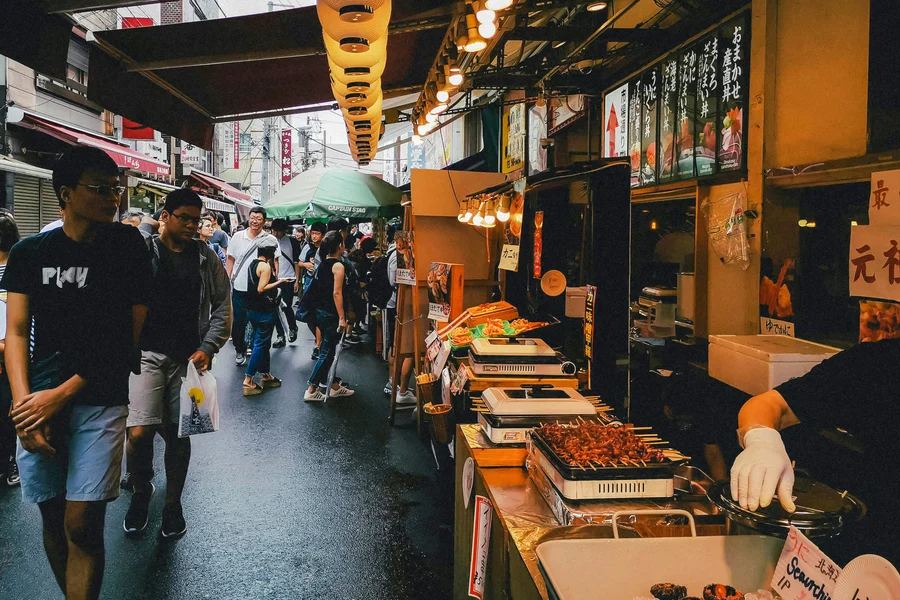 Tokyo Night Tour: Dinner cruise,Tokyo Tower,Tsukiji & Shinjuku, Tokyo