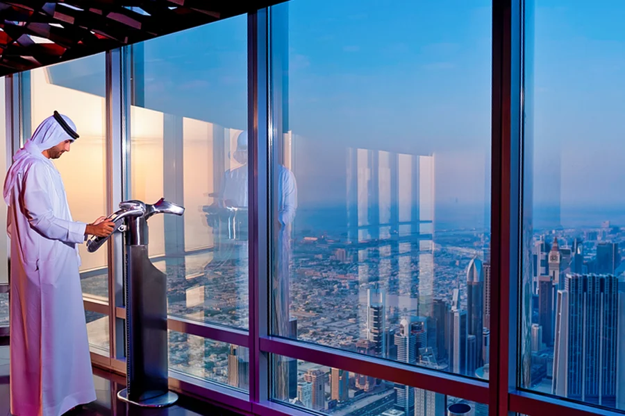 Burj Khalifa At The Top Fast Track Tickets: Levels 124 & 125, Dubai