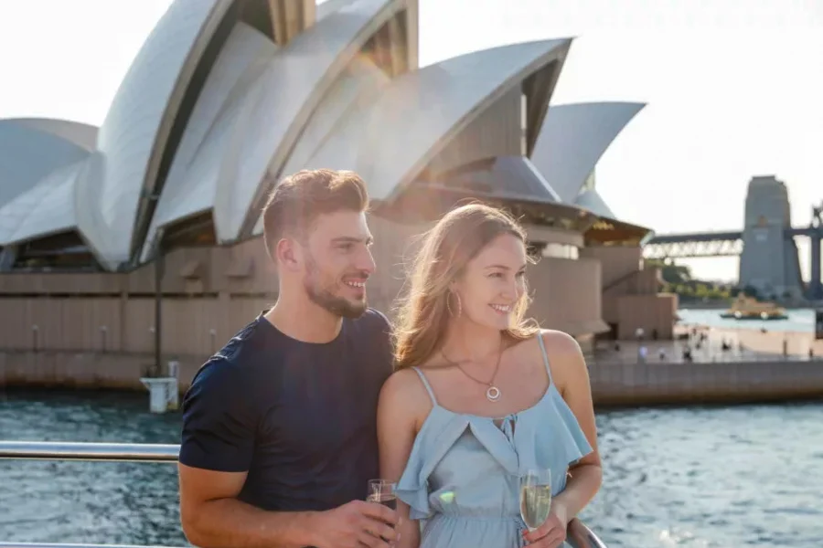 90-min Guided Sightseeing Harbour Cruise, Sydney