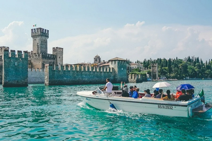 Sirmione and Lake Garda: Tour from Verona, at Sirmione and Lake Garda Day Trips from Verona, Verona