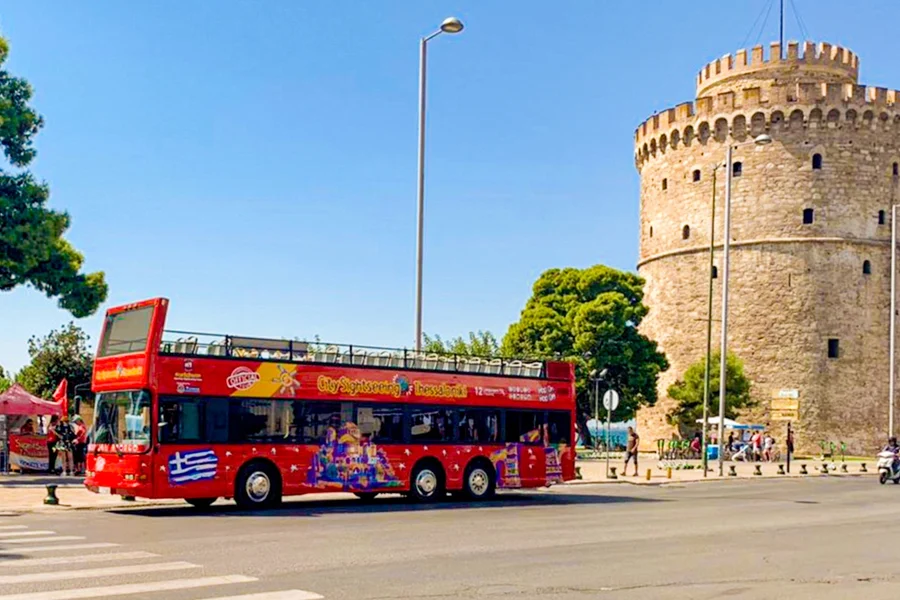 Recorrido Turístico por la Ciudad: Tour en Autobús de Verona con Paradas Libres, at Thessaloníki, Thessaloniki