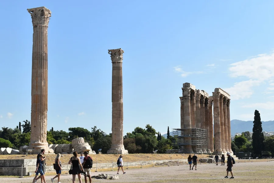 Temple of Olympian Zeus Ticket and Audio Tour, at Vasilissis Olgas & Vasilissis Amalias Avenue