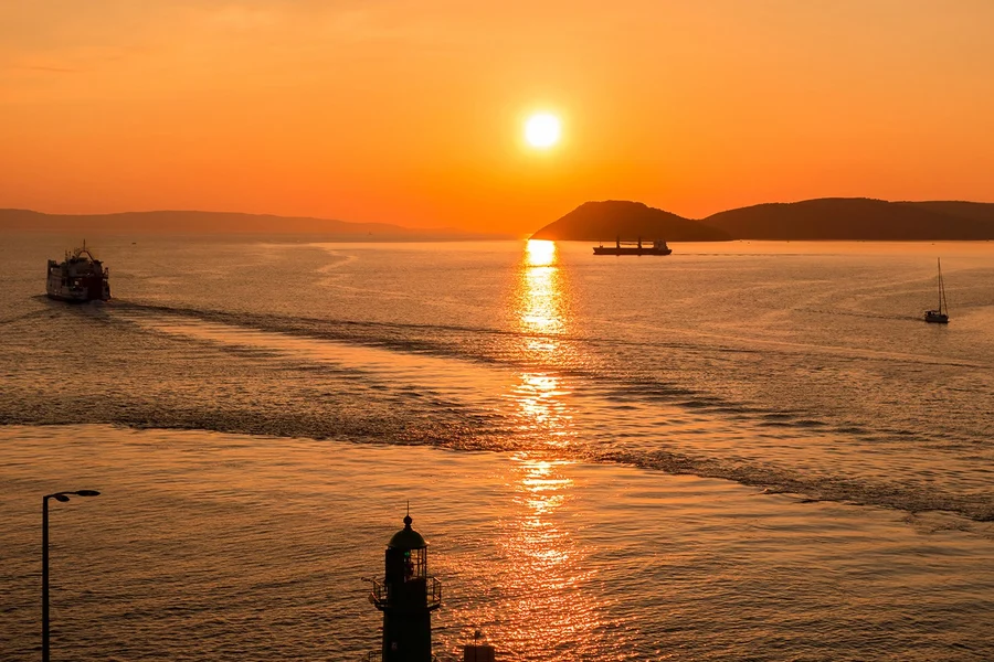 From Split: 1.5-Hour Sunset Sightseeing Cruise with Welcome Drink, at Gray Line Croatia
