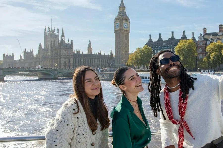 London: 24-Hour Hop-on Hop-off City Cruise, at Thames River Cruises
