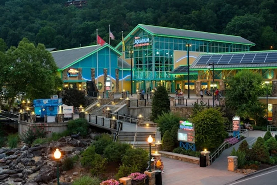Entrada al Acuario Ripley de los Smokies, at Ripley's Aquarium of the Smokies, Gatlinburg