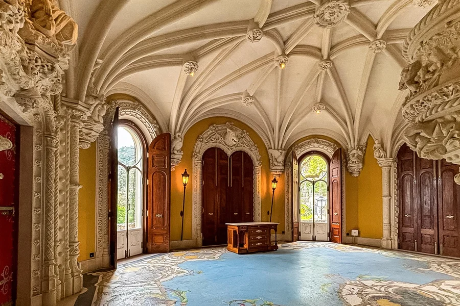 Quinta da Regaleira Guided Tour, Lisbon and Sintra