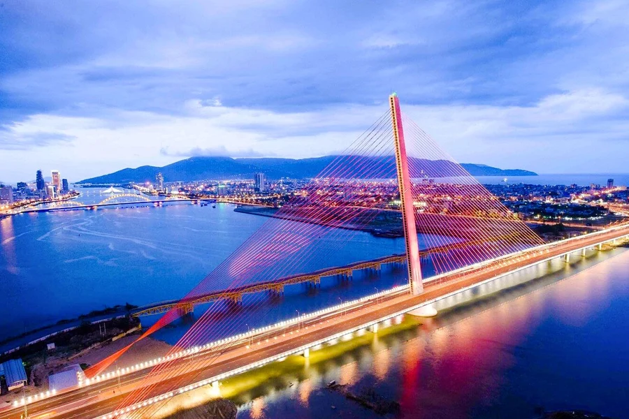 Da Nang: Poseidon Night Cruise di Sungai Han, at Bến Du Thuyền Đà Nẵng, Da Nang
