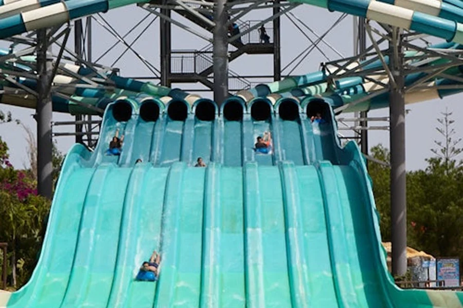水上乐园托雷莫利诺斯:入场门票, at Aqualand Torremolinos, Torremolinos