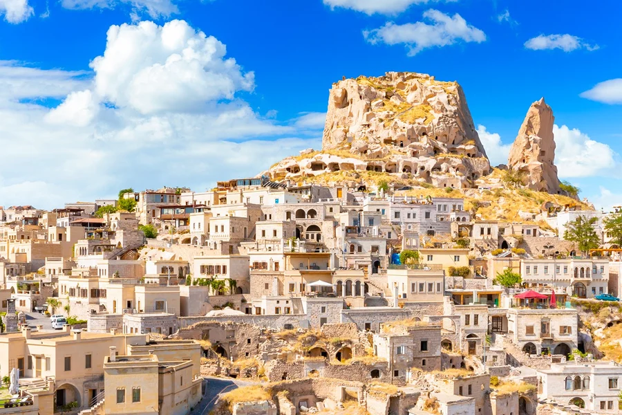 Tur Merah Cappadocia dengan Kunjungan Peri Cerobong & Museum Terbuka Zelve, Cappadocia