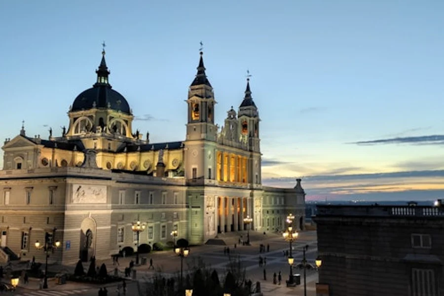Madrid: Lawatan Misteri dan Lagenda, Madrid