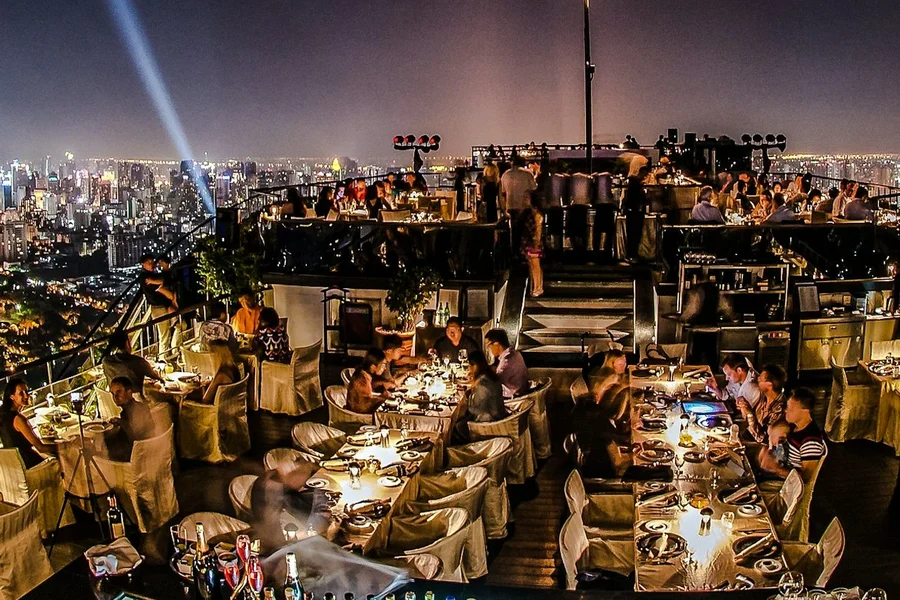 曼谷:Vertigo & Moon Bar 頂樓用餐體驗, at Vertigo & Moon Bar Rooftop, Bangkok