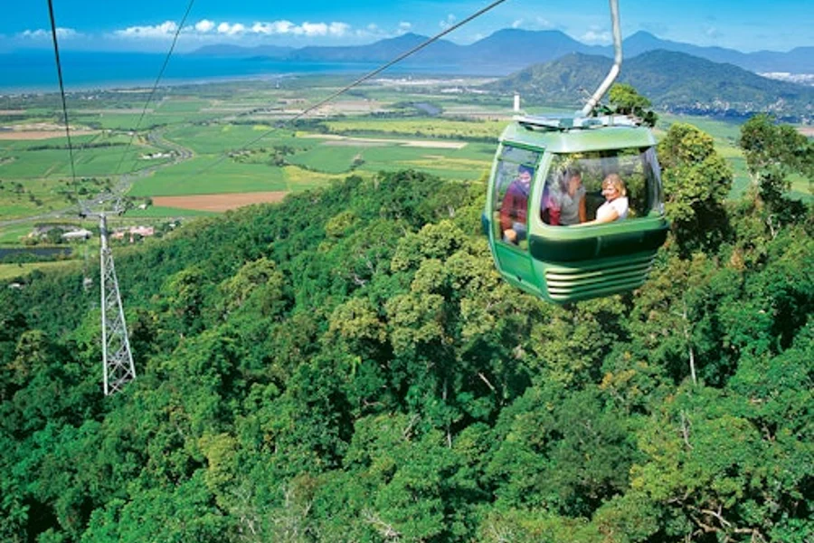キュランダ、シーニックレール&スカイレール:ケアンズ発の終日ツアー, Cairns