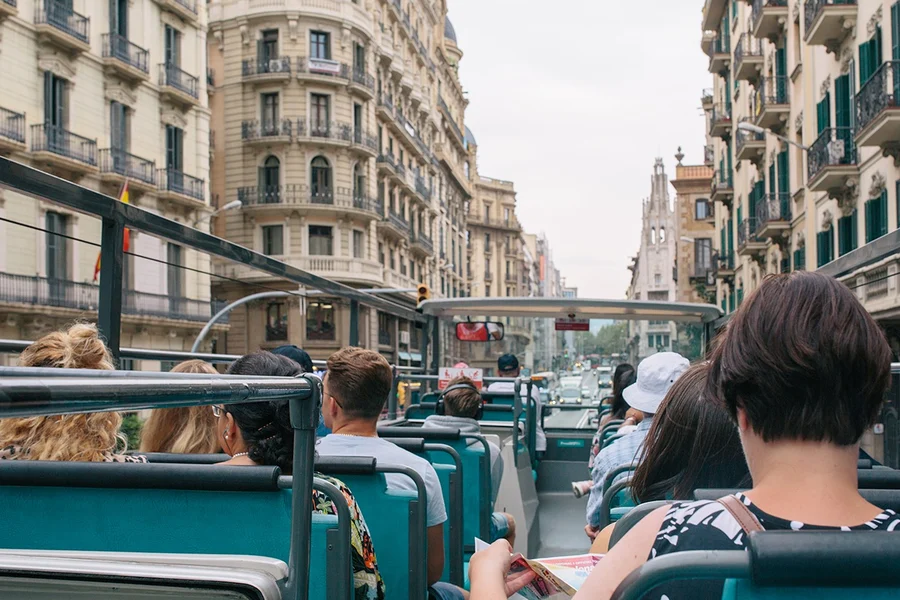 Hola Barcelona Travel Card: Unlimited Public Transportation, Barcelona