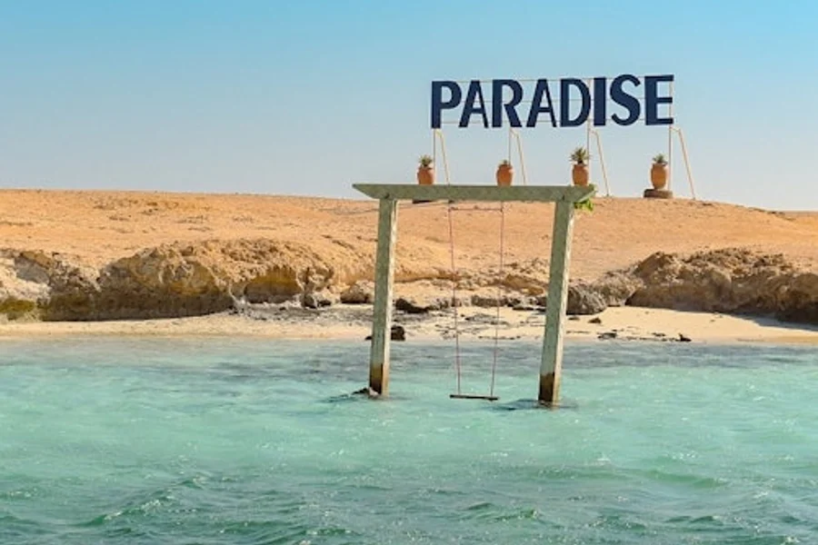 Paradise Island Hurghada: Snorkeling + Lunch + Transfers, Hurghada