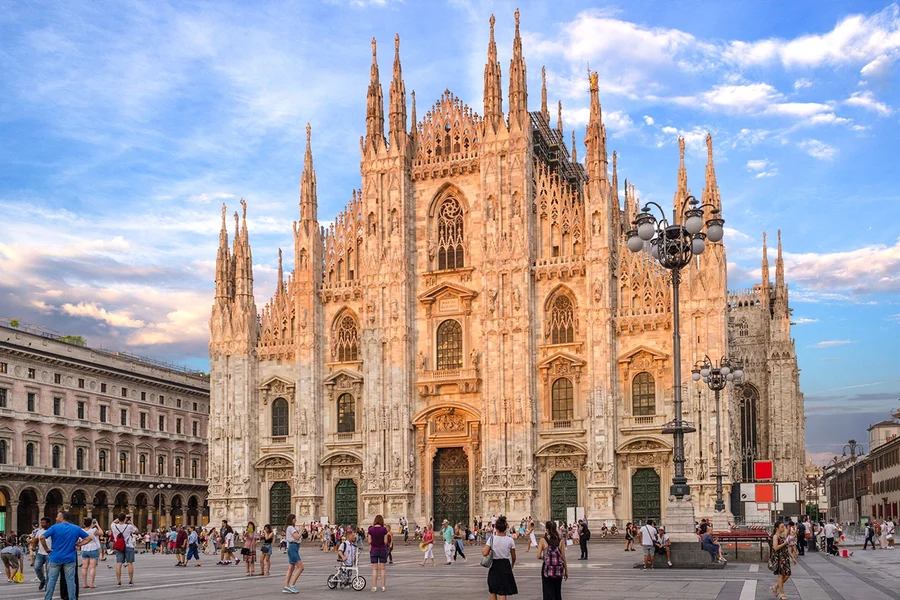 YesMilano: ਫਲੈਸ਼, ਮਿਆਰੀ ਅਤੇ ਸਾਰੀਆਂ ਸ਼ਹਿਰ ਪਾਸਸ, Milan