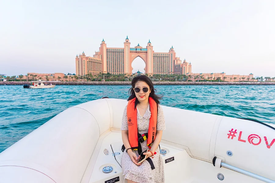 Love Boats Palm Jumeirah 60/75/90 Minutes Tour, Dubai