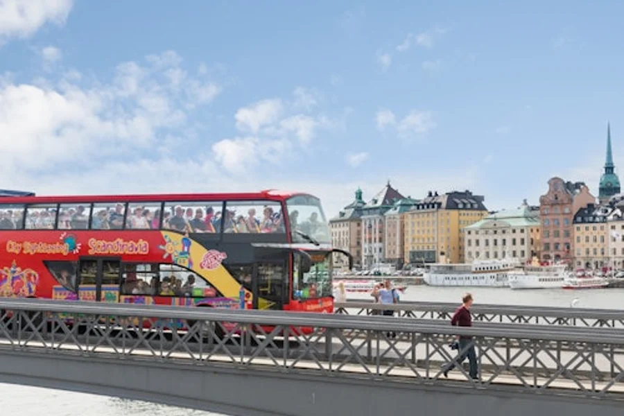 جولة مشاهدة المعالم السياحية في ستوكهولم: الحافلة السياحية وجولة القارب, Stockholm