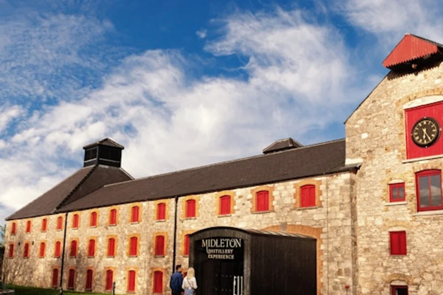 Midleton Distillery Experience & Whiskey Tasting - Home of Jameson, Cork