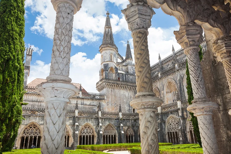 Tickets to Batalha Monastery, Lisbon and Sintra