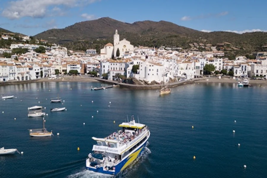 Costa Brava: Plavba lodí do Cap de Creus, Cadaqués a Portlligatu z Roses, Roses