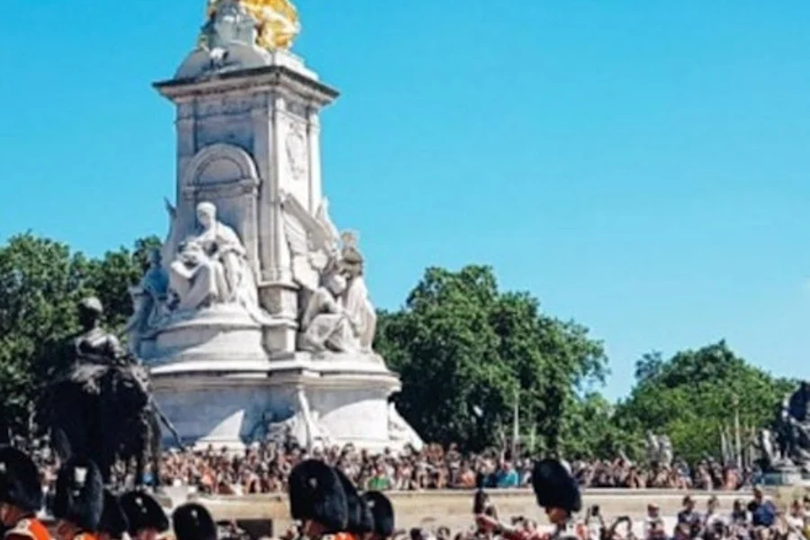 Londyn: Bezpłatna wycieczka po mieście z przewodnikiem dla dzieci, at London City Tours, London