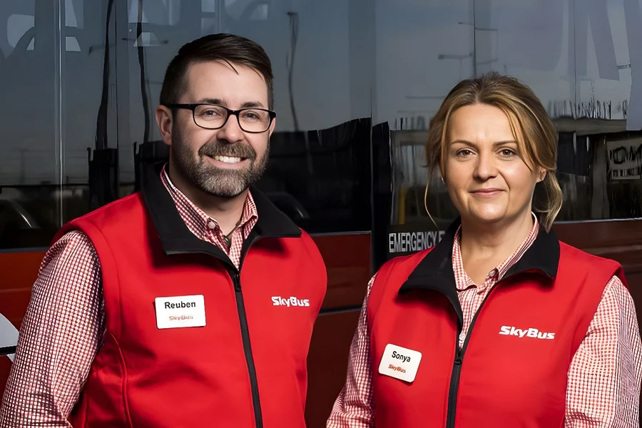 Pemindahan Bas: Lapangan Terbang Tullamarine Melbourne ke/dari Bandar Melbourne oleh Skybus, Melbourne