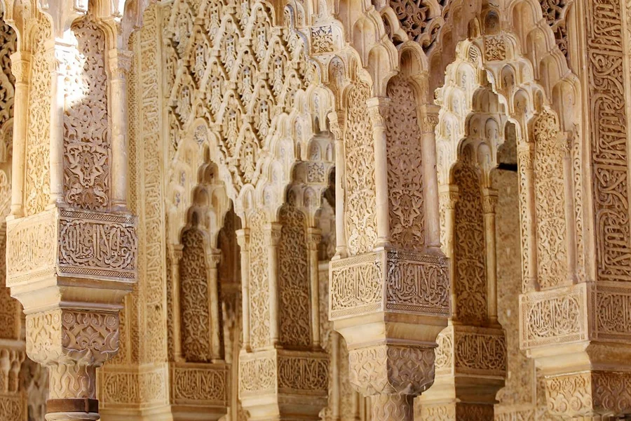 Alhambra Premium Skip-the-Line Guided Tour with Nasrid Palaces, Granada