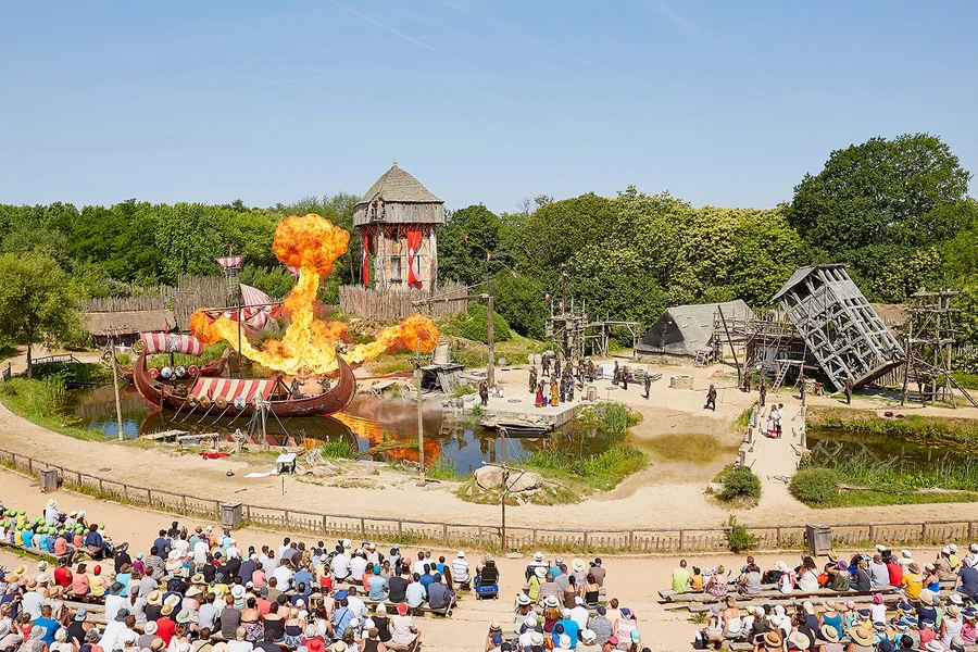 Puy du Fou 1 Günlük Biletleri, at Puy du Fou, Loire Valley