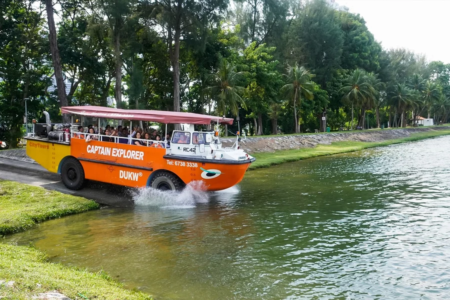 Tour Guiado de 1 Hora em Singapura no Captain Explorer DUKW®, at City Tours, Singapore