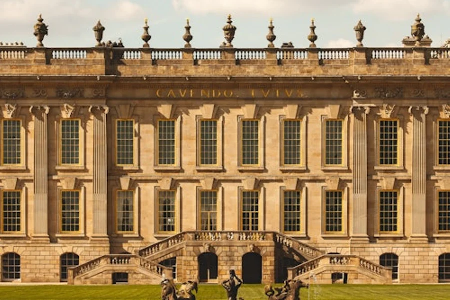 Chatsworth House & Peak District National Park: Guided Tour from Manchester, Manchester