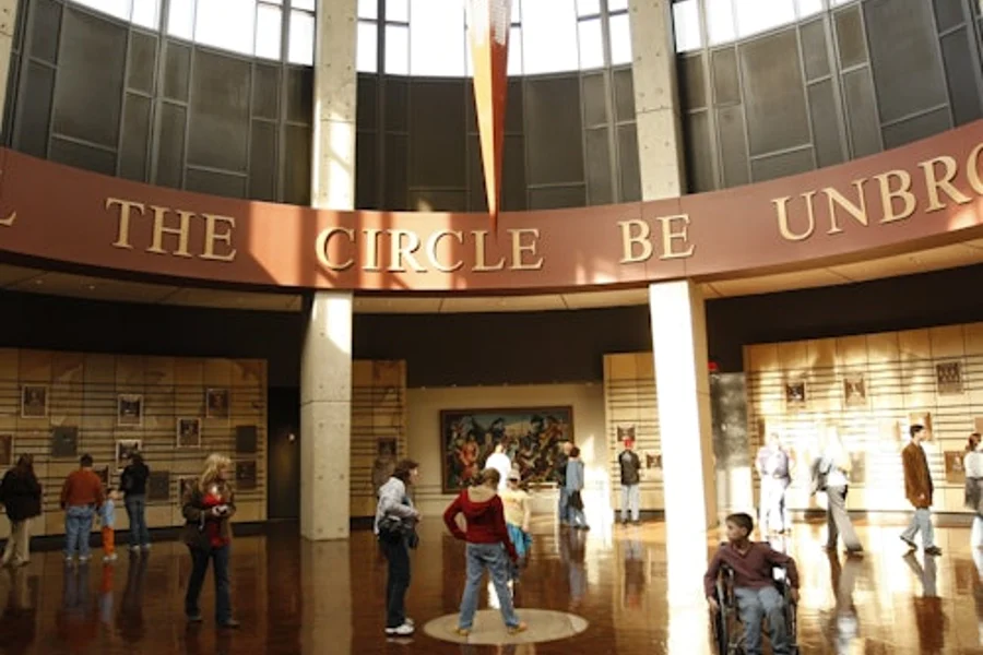 Country Music Hall of Fame & RCA Studio B Tour, Nashville