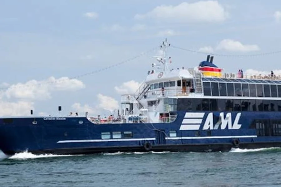 Montreal: 5-Course Dinner Sightseeing Cruise, Montreal