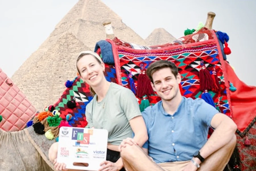 Giza Pyramids & Sphinx: Guided Tour + Transfers + Lunch + Camel Ride