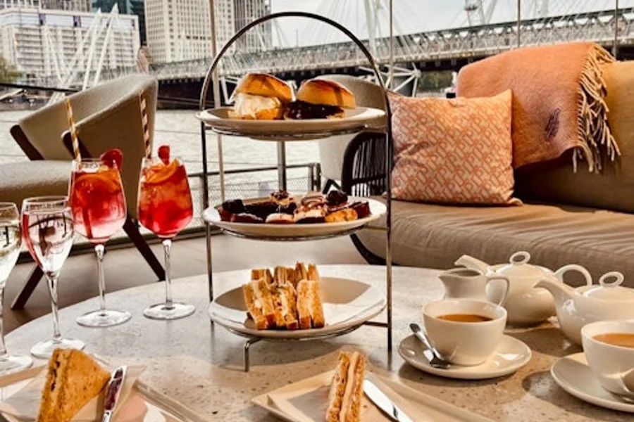 伦敦:Clipper Lounge 下午茶, at London Afternoon Tea, London