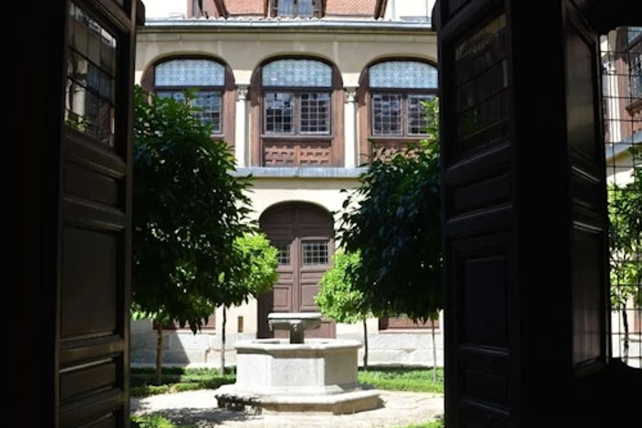 Convent of Las Descalzas Reales Madrid: Skip The Line Entry + Guided Tour, Madrid