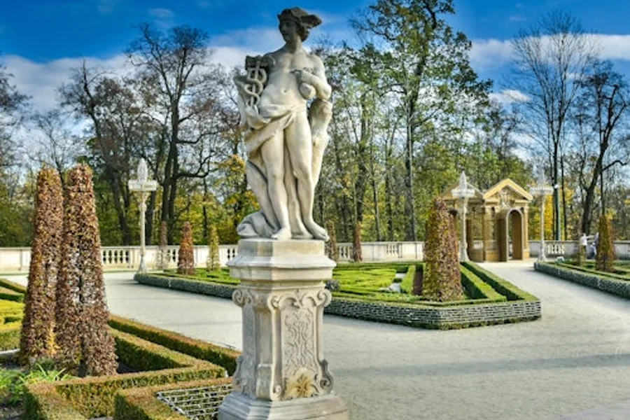 Wilanów Palace: Skip The Line Ticket + Private Guided Tour, Warsaw