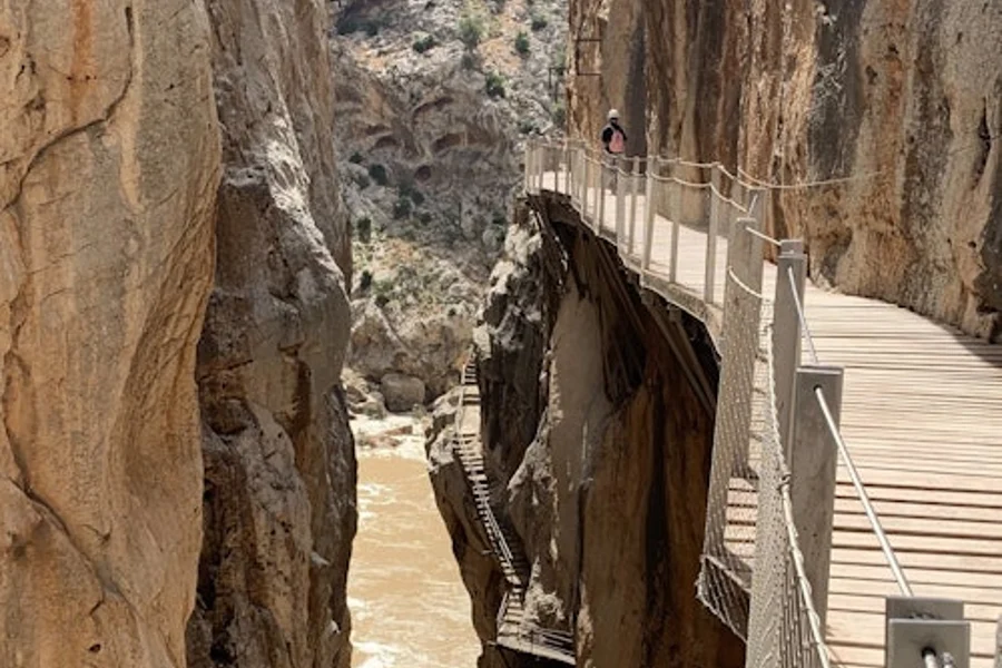 Caminito del Rey: Tour Guiado + Autobús Lanzadera desde El Chorro, Ardales
