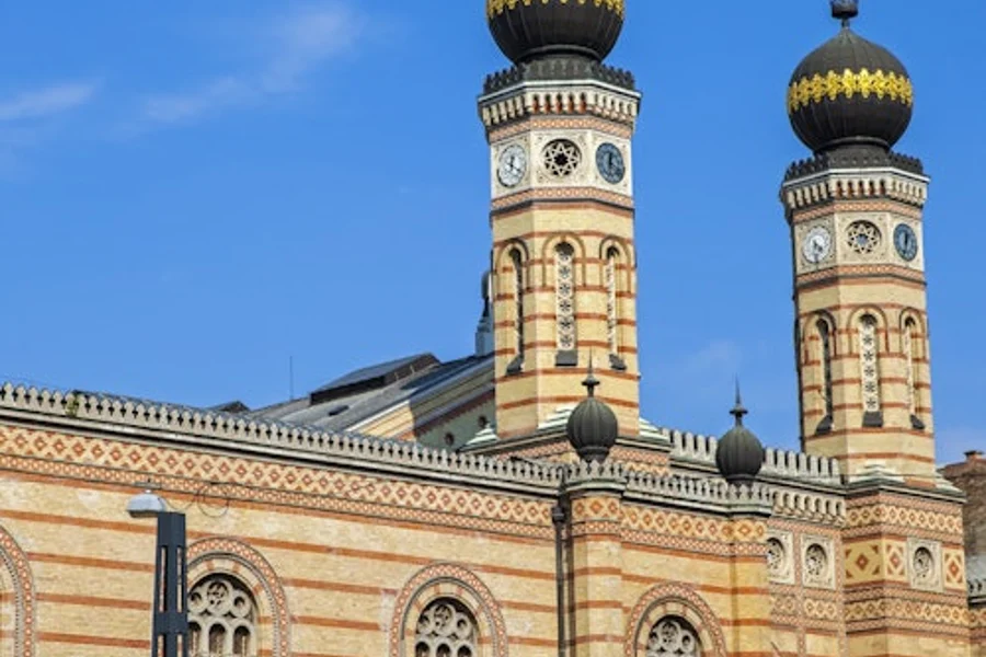 Sinagog Dohány Street: Tiket Laluan Pantas, Budapest